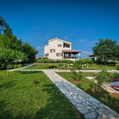 Villa Stokovci 빌라 *