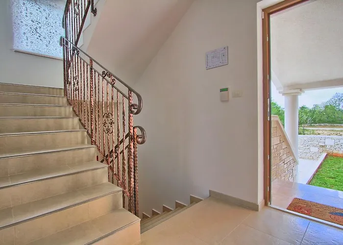 Villa Stokovci