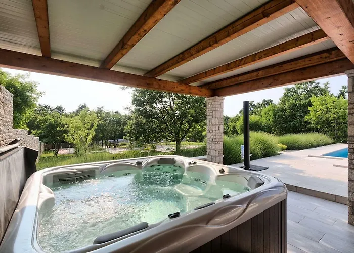 Villa Stokovci Βίλα Štokovci