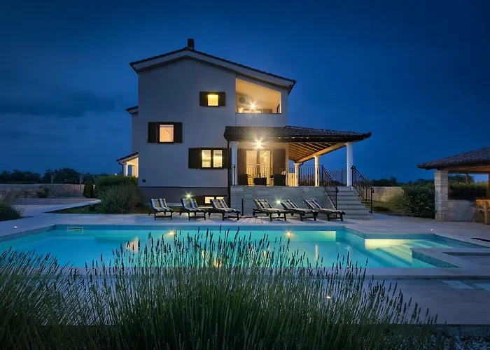 Villa Stokovci Βίλα