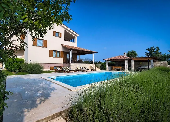 Villa Stokovci Βίλα Štokovci